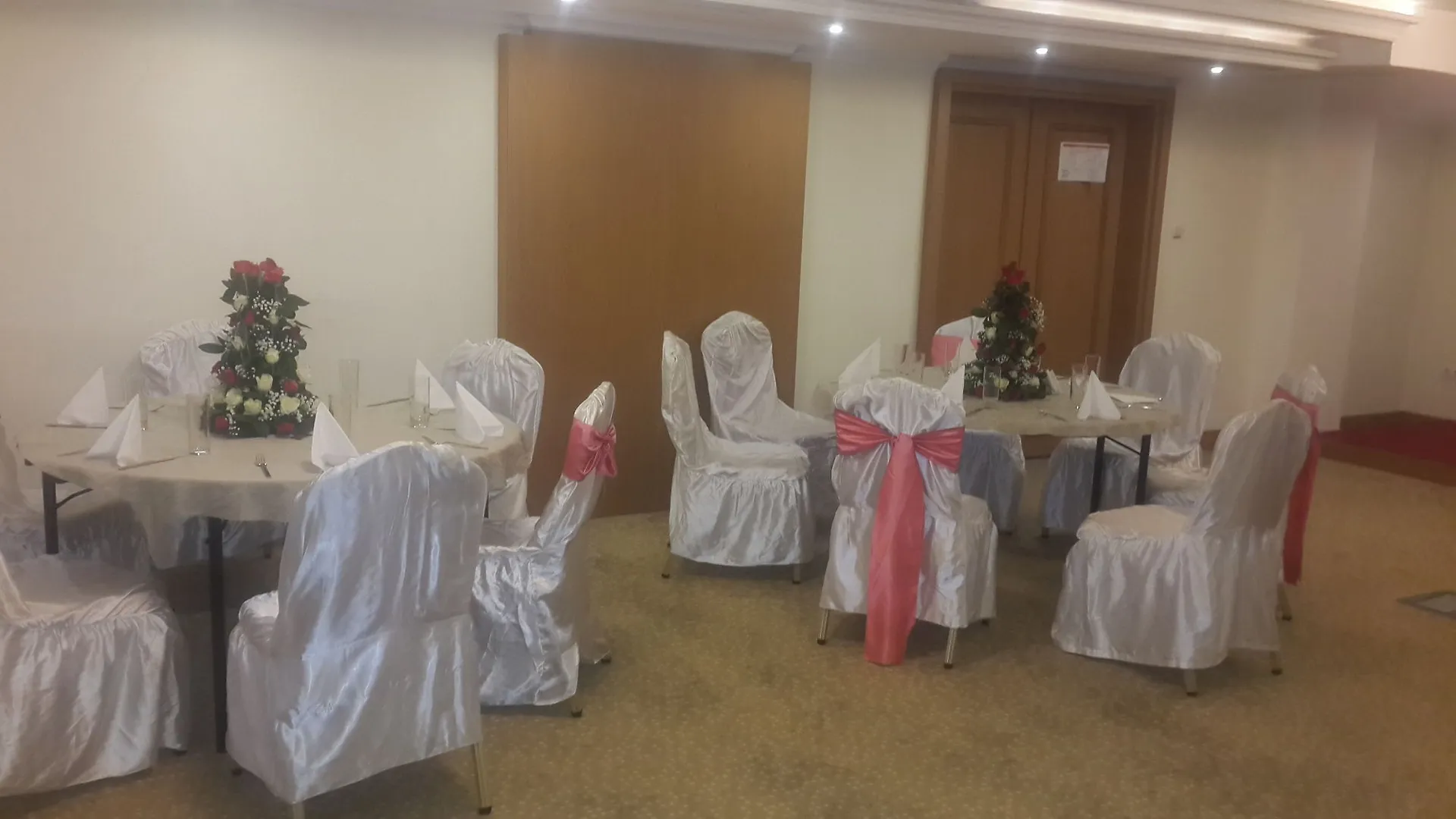 ****  Momona Hotel Addis Abeba Äthiopien